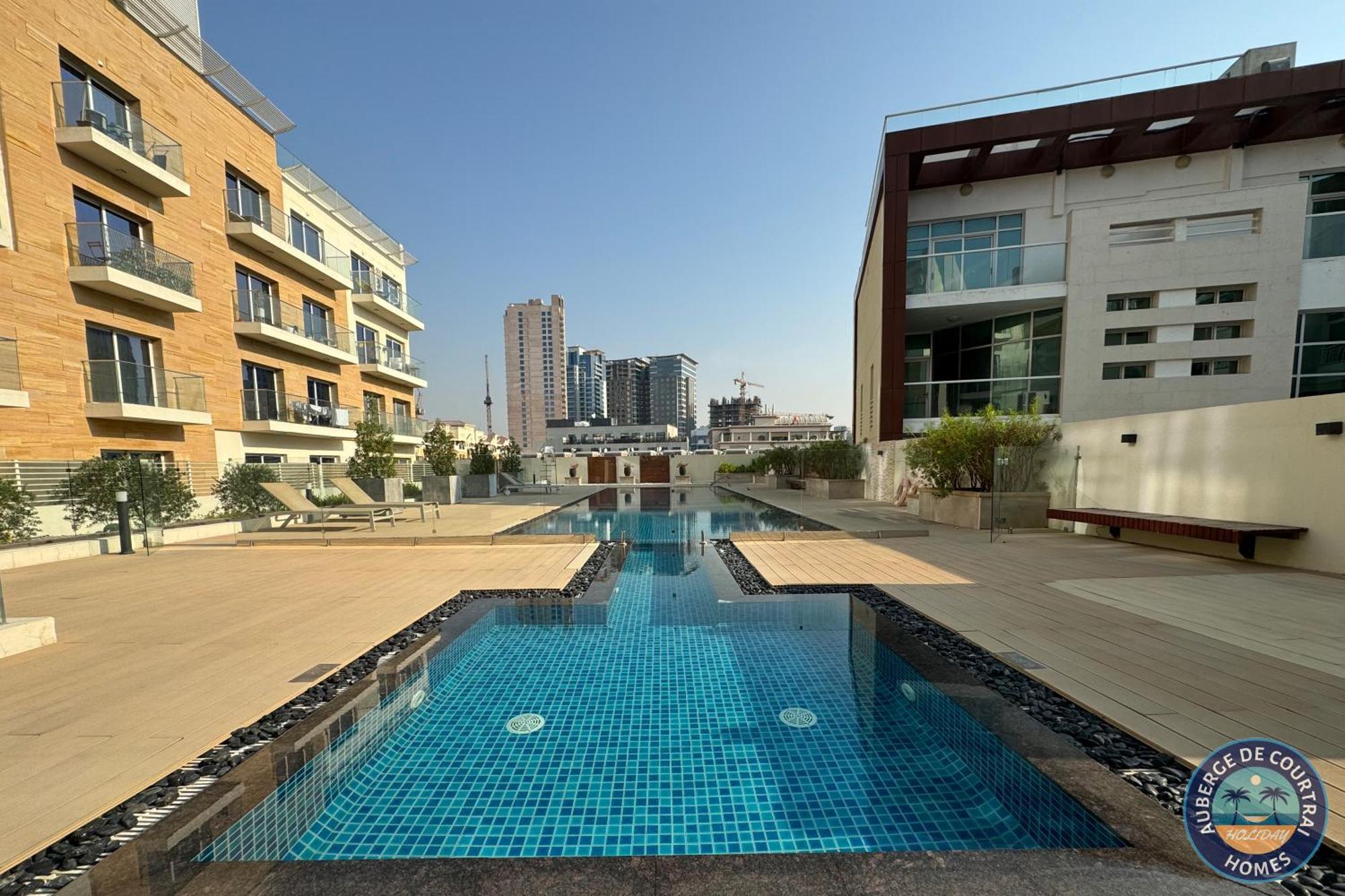 Sophisticated 1Br Apartment In Oxford Residence Dubai Exterior foto